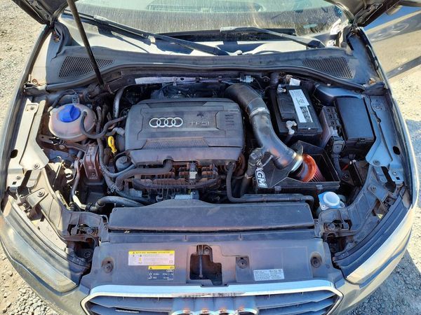 2015 AUDI A3 quattro Premium Plus — Engine bay