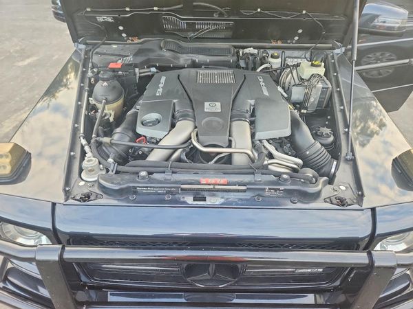 2015 MERCEDES-BENZ G — Engine bay