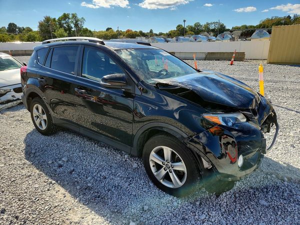2015 TOYOTA RAV4 XLE (M Grade) — Passenger 3/4