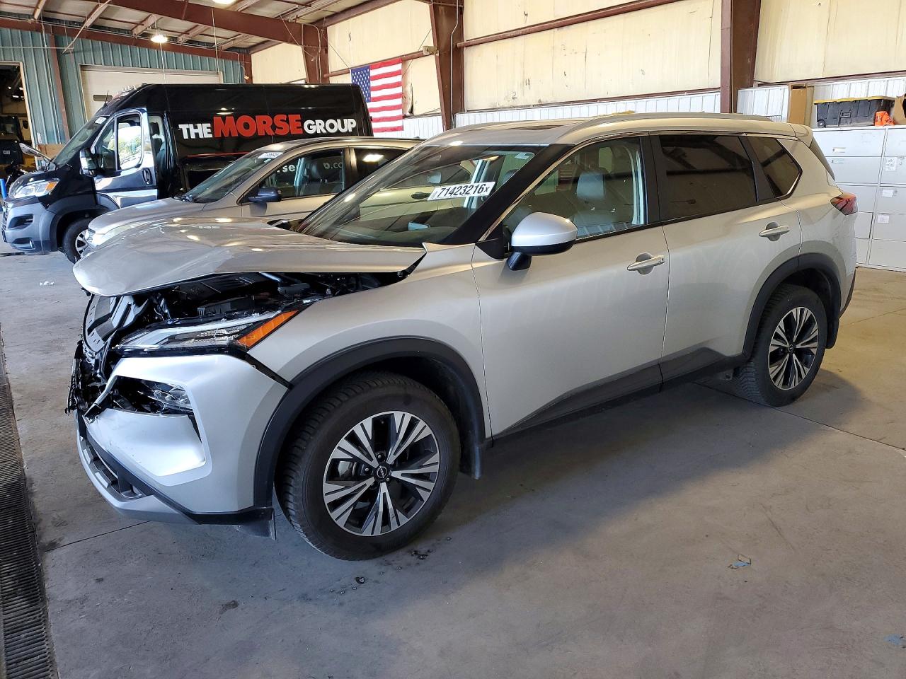 2023 NISSAN ROGUE SV — Front 3/4