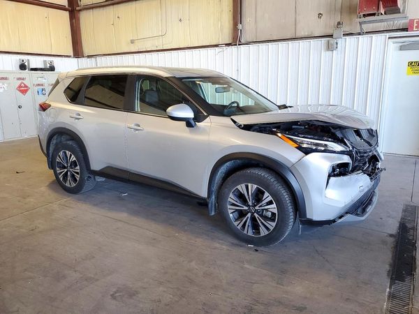 2023 NISSAN ROGUE SV — Passenger 3/4