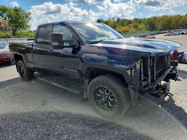 2018 CHEVROLET SILVERADO LT — Passenger 3/4