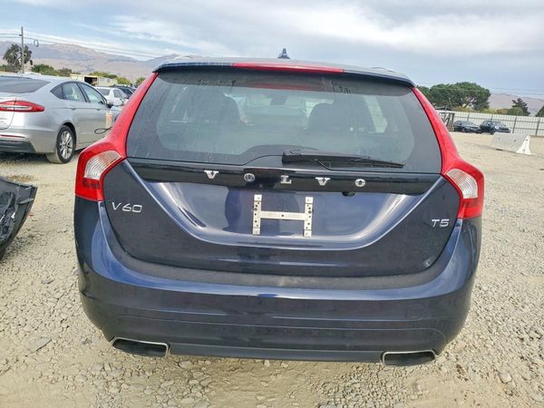 2016 VOLVO V60 SV33 Premier — DIRR