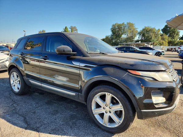 2015 LAND ROVER RANGEROVER Pure Plus — Passenger 3/4