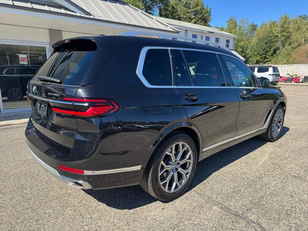 2024 BMW X7