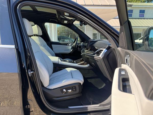 2024 BMW X7