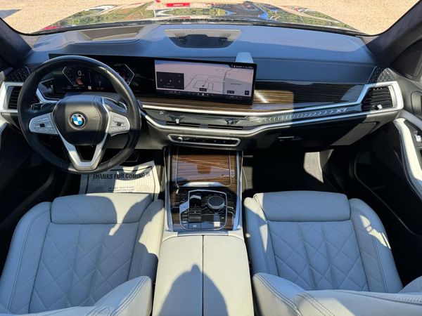 2024 BMW X7
