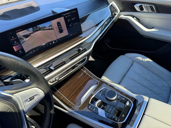2024 BMW X7