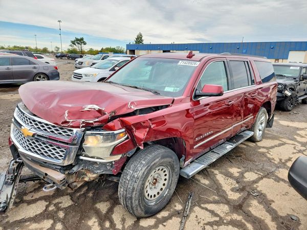 2018 CHEVROLET SUBURBAN LT — Front 3/4