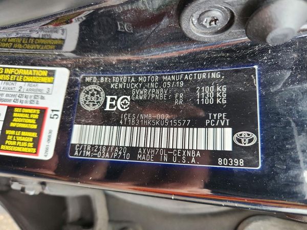 2019 TOYOTA CAMRY LE Hybrid — VINS
