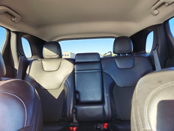 2019 JEEP CHEROKEE Trailhawk — SUVN