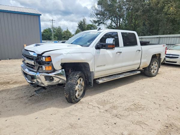 2018 CHEVROLET SILVERADO — DSFA — Front 3/4