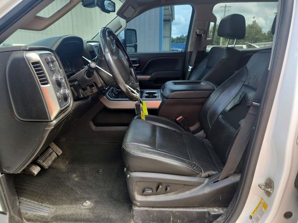 2018 CHEVROLET SILVERADO LTZ — DENT