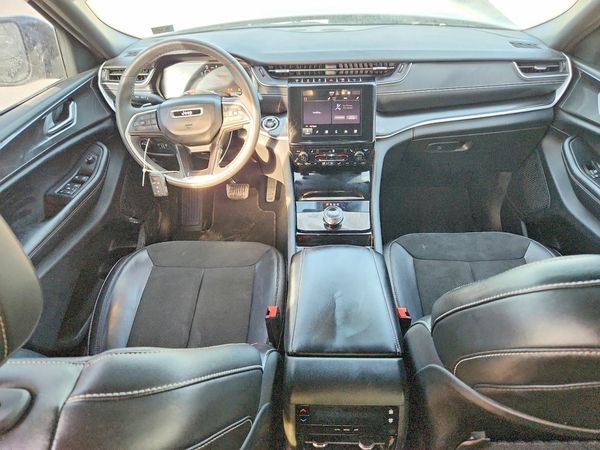 2023 JEEP CHEROKEE Laredo, Altitude — CKPT