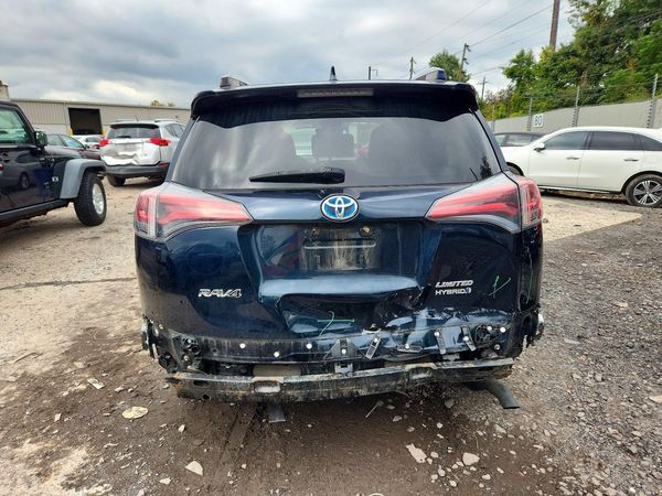 2017 TOYOTA RAV4 Ltd Hybrid — DIRR