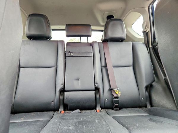 2017 TOYOTA RAV4 Ltd Hybrid — SUVN