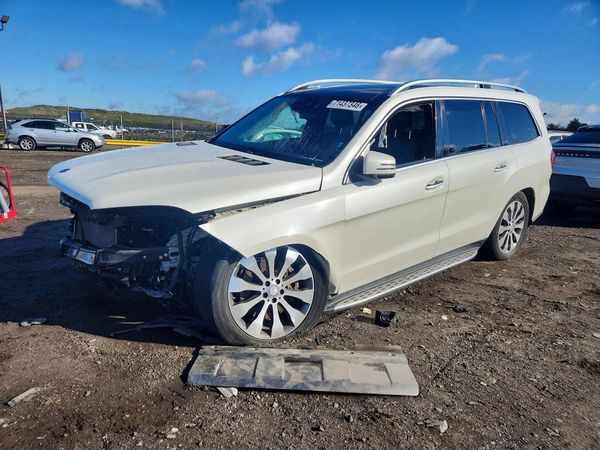 2017 MERCEDES-BENZ GLS-CLASS GLS450-4M — Front 3/4