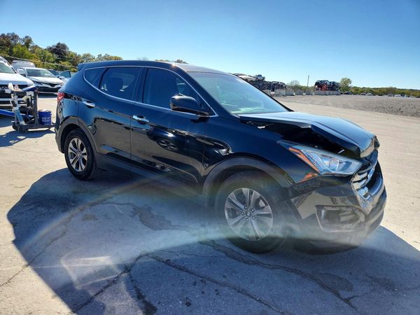 2016 HYUNDAI SANTA FE Base — Passenger 3/4
