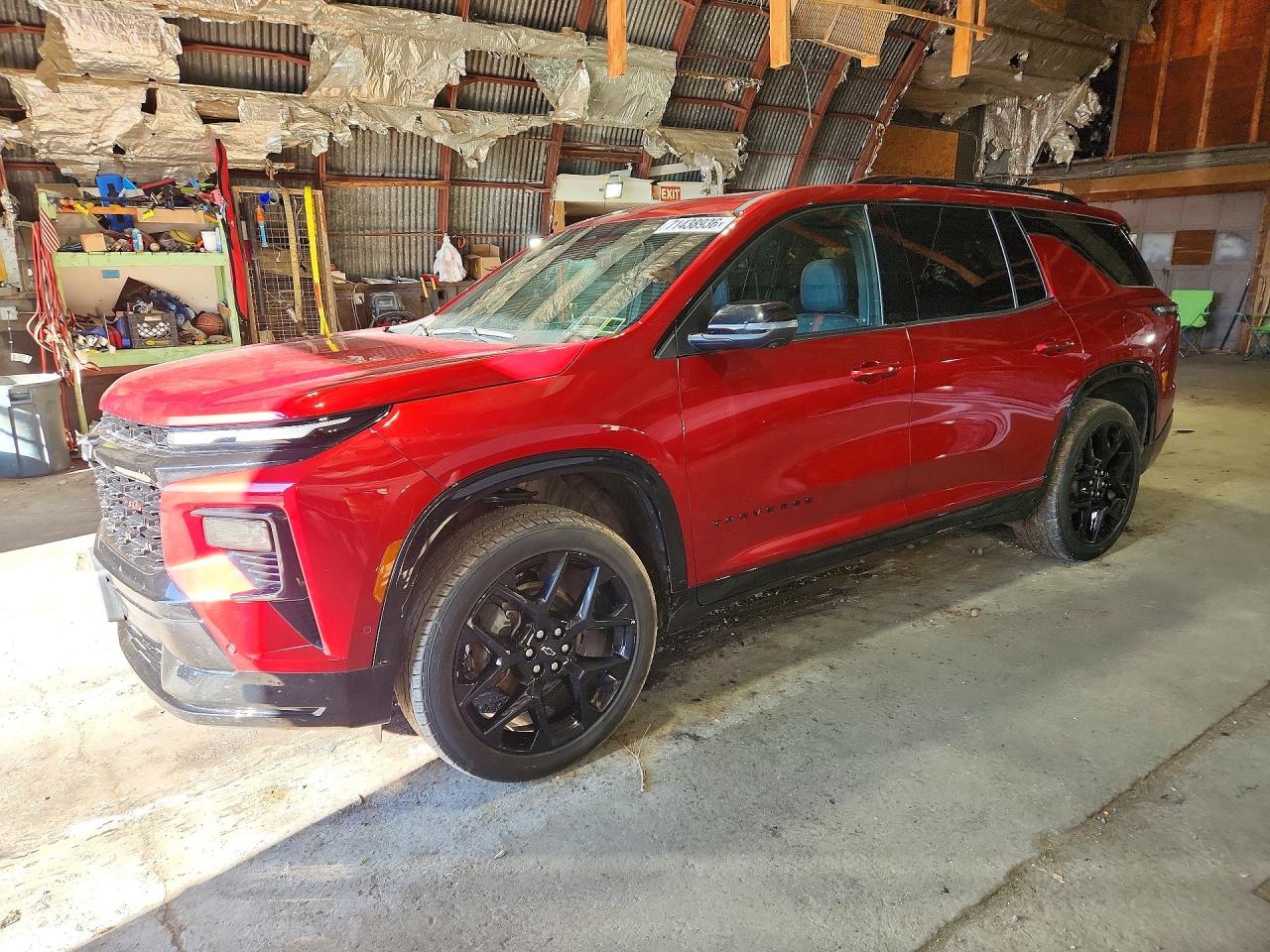 2024 CHEVROLET TRAVERSE RS — Front 3/4