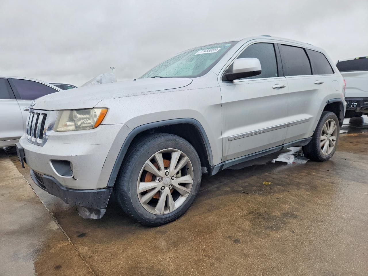 2012 JEEP CHEROKEE Laredo — Front 3/4