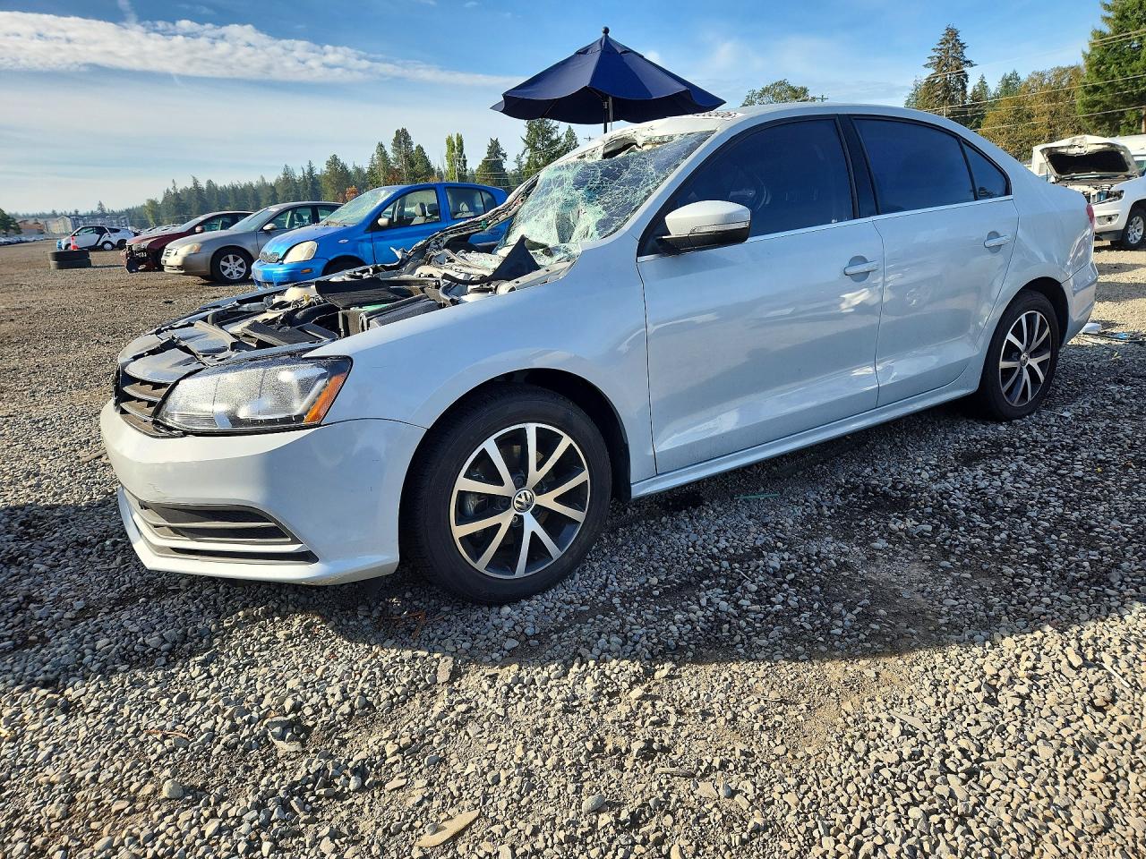 2017 VOLKSWAGEN JETTA SE — Front 3/4