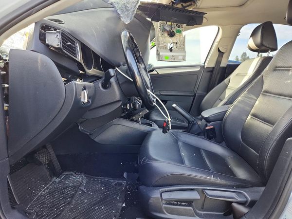 2017 VOLKSWAGEN JETTA SE — DENT
