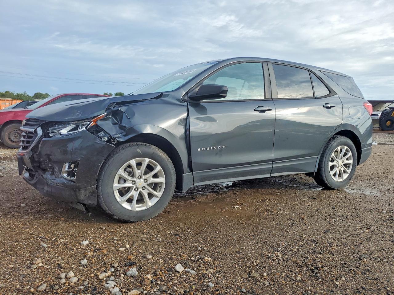 2020 CHEVROLET EQUINOX LS — Front 3/4