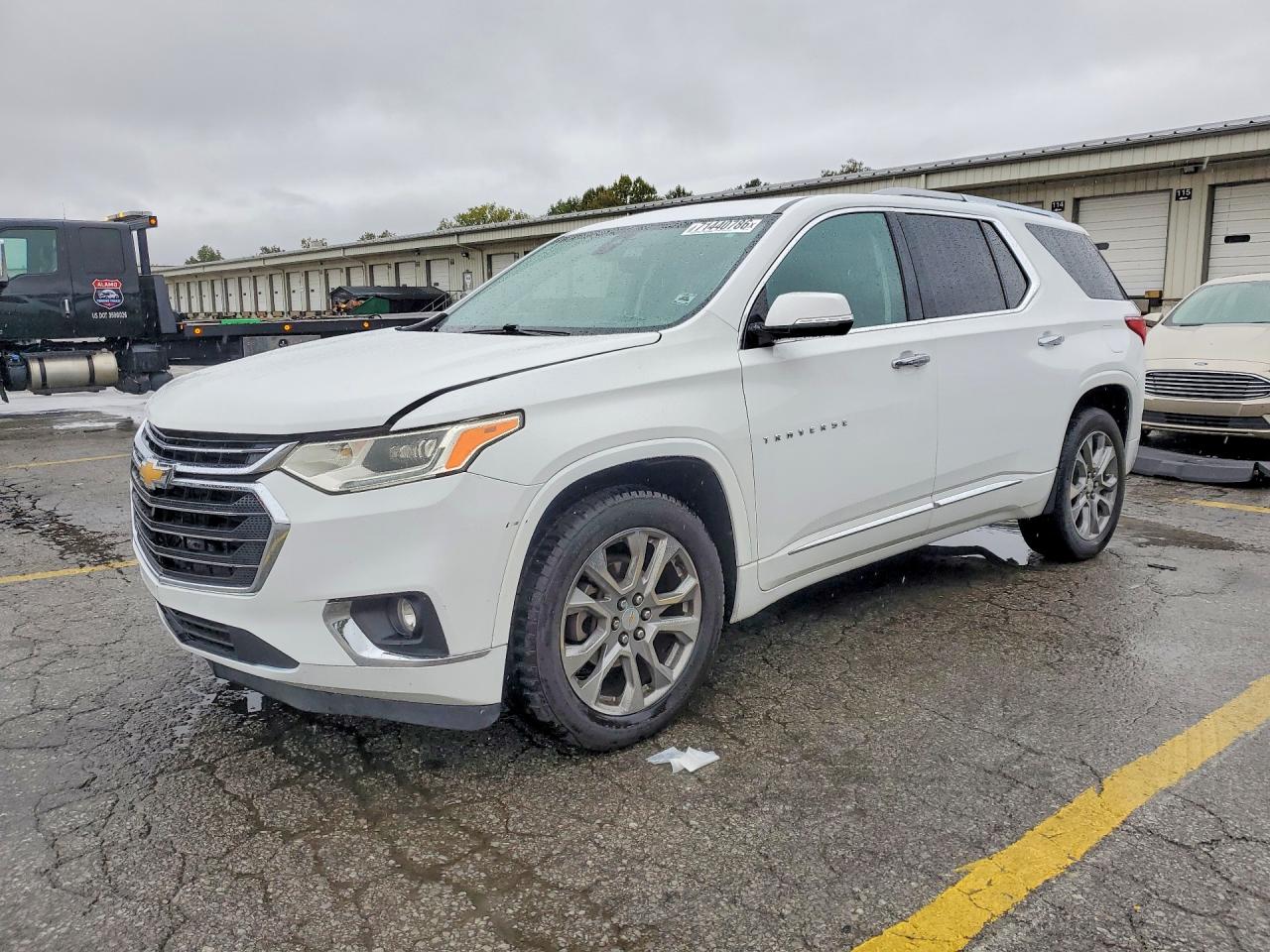 2018 CHEVROLET TRAVERSE Premier — Front 3/4