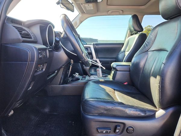 2012 TOYOTA 4RUNNER — DENT