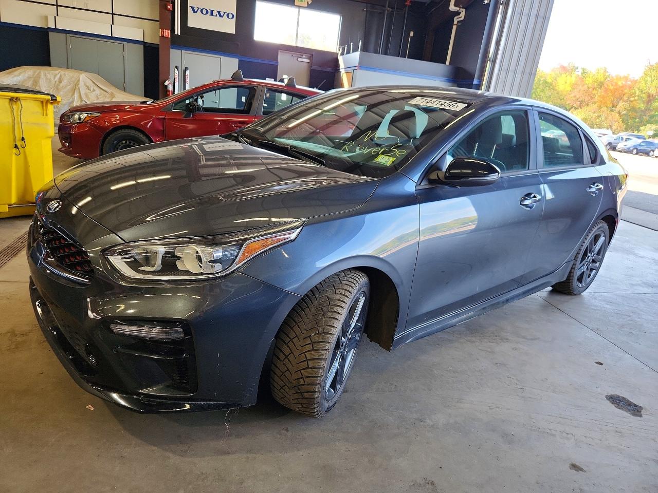 2021 KIA FORTE GT Line — Front 3/4