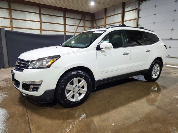 2014 CHEVROLET TRAVERSE 1LT — Front 3/4