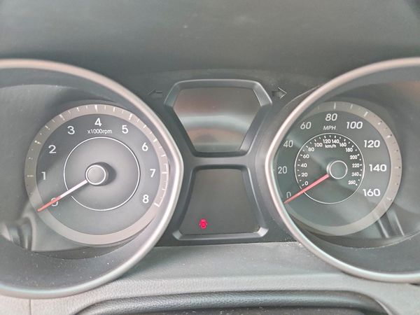 2013 HYUNDAI ELANTRA — ODOM