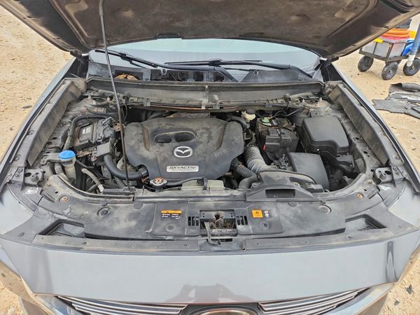2017 MAZDA CX-9 Grand Touring — Engine bay