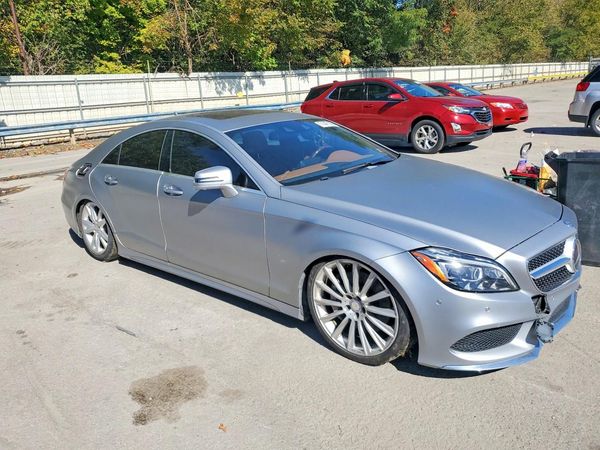 2015 MERCEDES-BENZ CLS-CLASS CLS550 — Passenger 3/4