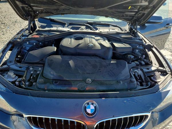 2019 BMW 430XI xDrive GC — Engine bay