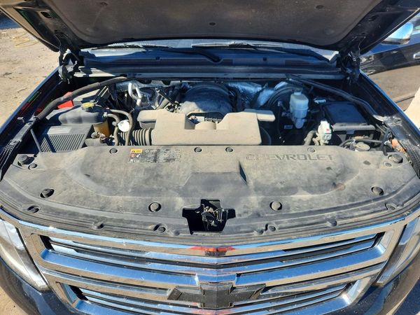 2015 CHEVROLET TAHOE LTZ — Engine bay