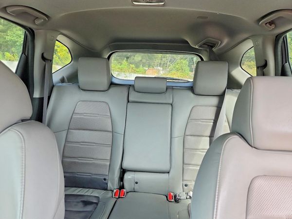 2017 HONDA CRV Touring — SUVN