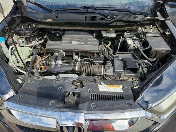 2017 HONDA CRV Touring — Engine bay