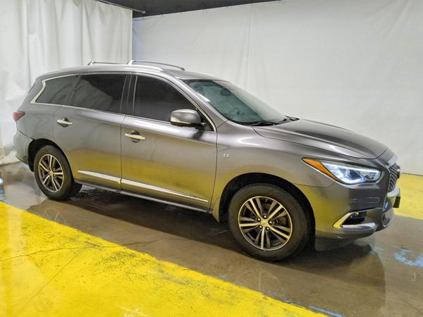 2017 INFINITI QX60 — Passenger 3/4