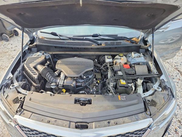 2023 CADILLAC XT6 Premium Luxury — Engine bay