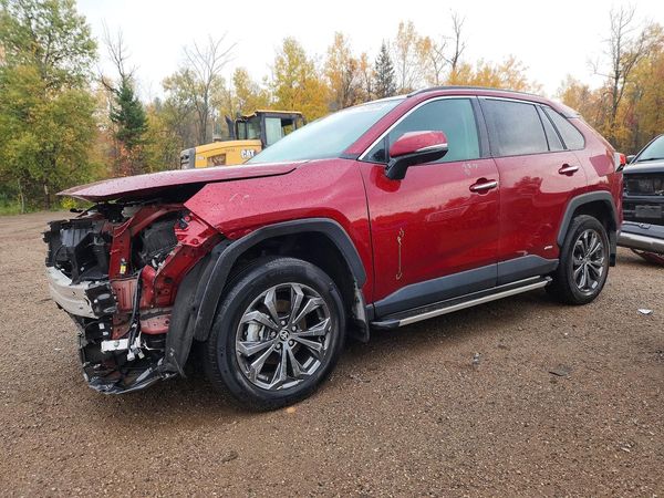 2023 TOYOTA RAV4 Limited — Front 3/4