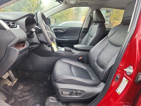 2023 TOYOTA RAV4 Limited — DENT