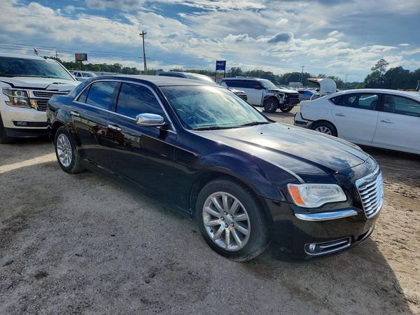 2013 CHRYSLER 300 300C — Passenger 3/4