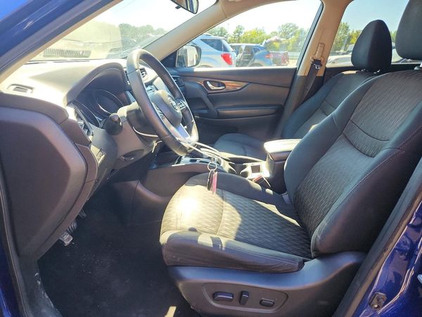 2018 NISSAN ROGUE — DENT