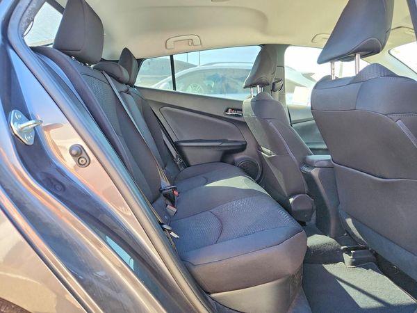2019 TOYOTA PRIUS L/LE/XLE/LTD. — PSRS