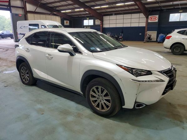 2017 LEXUS NX 200t Luxury — Passenger 3/4