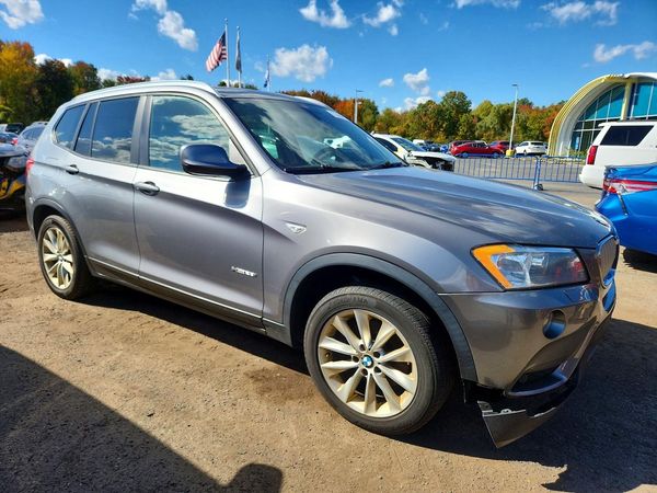 2014 BMW X3 xDrive28i — Passenger 3/4