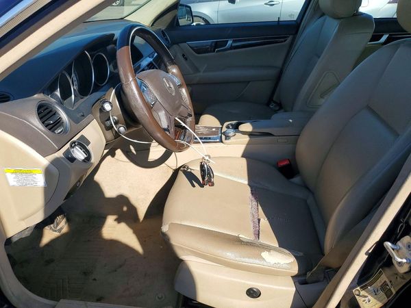 2013 MERCEDES-BENZ C C300 — DENT