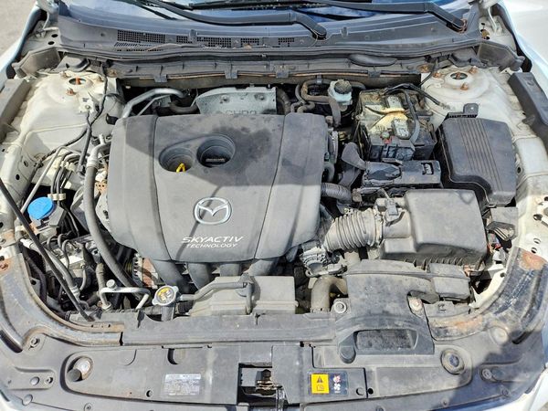 2016 MAZDA 6 Touring/GS — Engine bay