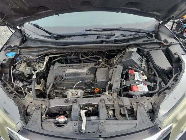 2015 HONDA CRV EX — Engine bay